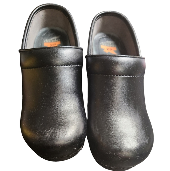 Dansko Shoes - Dansko XP Clogs - Black - Size 36 - Slip Resistant - Some Scratches"